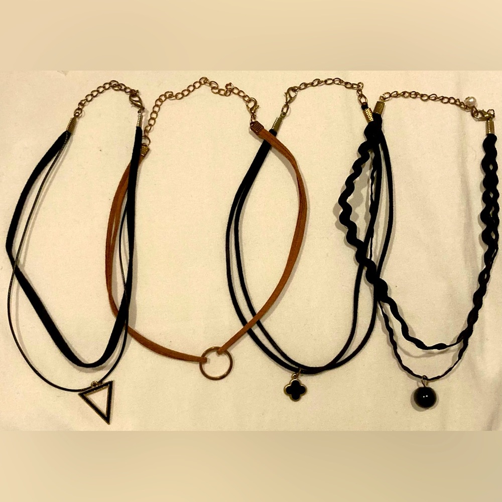 Set of 4 chochers